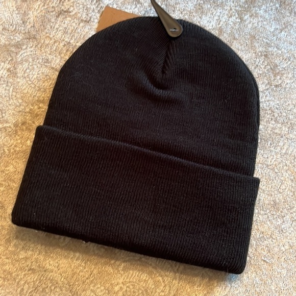 Brand New Steve Madden Black Knit Beanie Hat w/ Rhinestone Beaded Heart - Picture 9 of 12